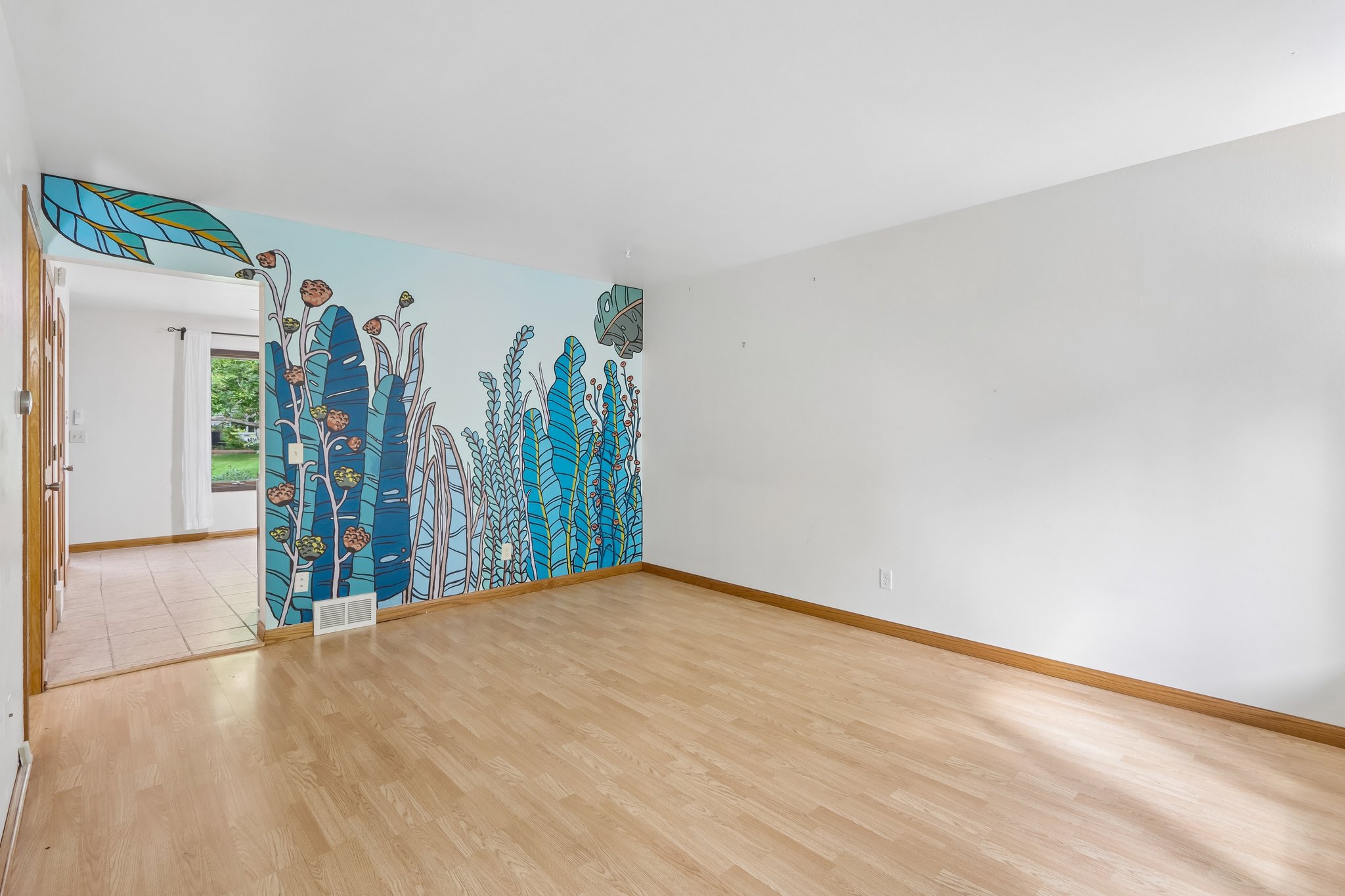 95 S Lakewood Gdns Ln-S0209-004.jpg
