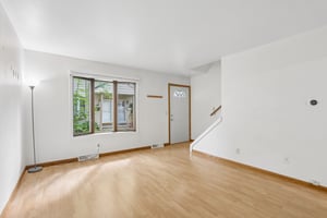 95 S Lakewood Gdns Ln-S0209-006.jpg