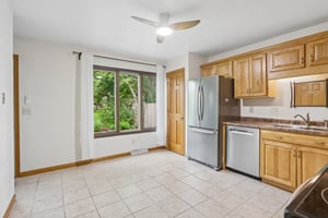 95 S Lakewood Gdns Ln-S0209-008.jpg