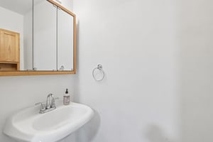 95 S Lakewood Gdns Ln-S0209-020.jpg