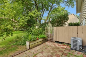 95 S Lakewood Gdns Ln-S0209-032.jpg