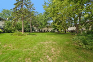 95 S Lakewood Gdns Ln-S0209-034.jpg