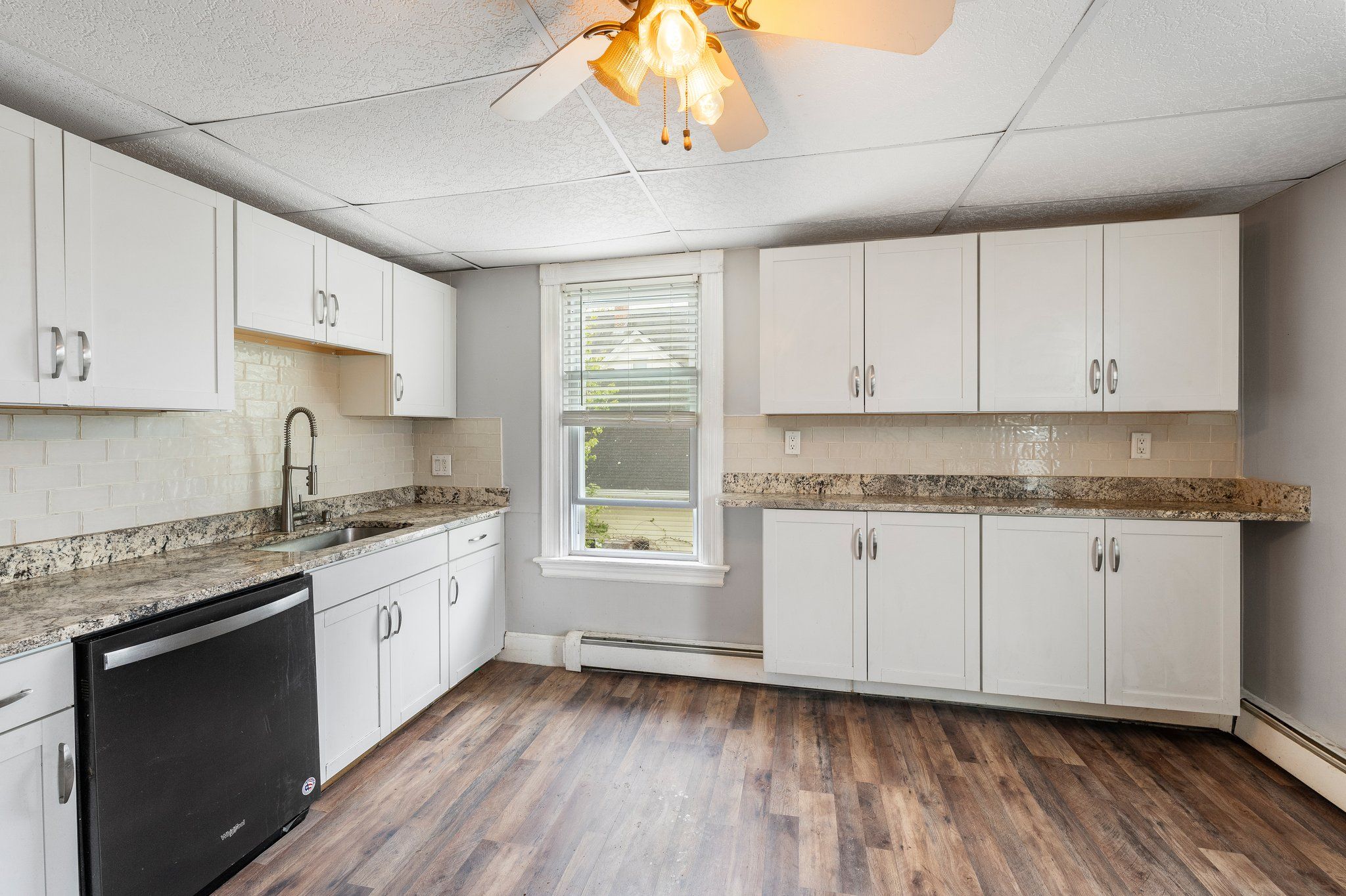 Owners Unit (2nd Floor)