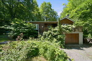 Photo 0