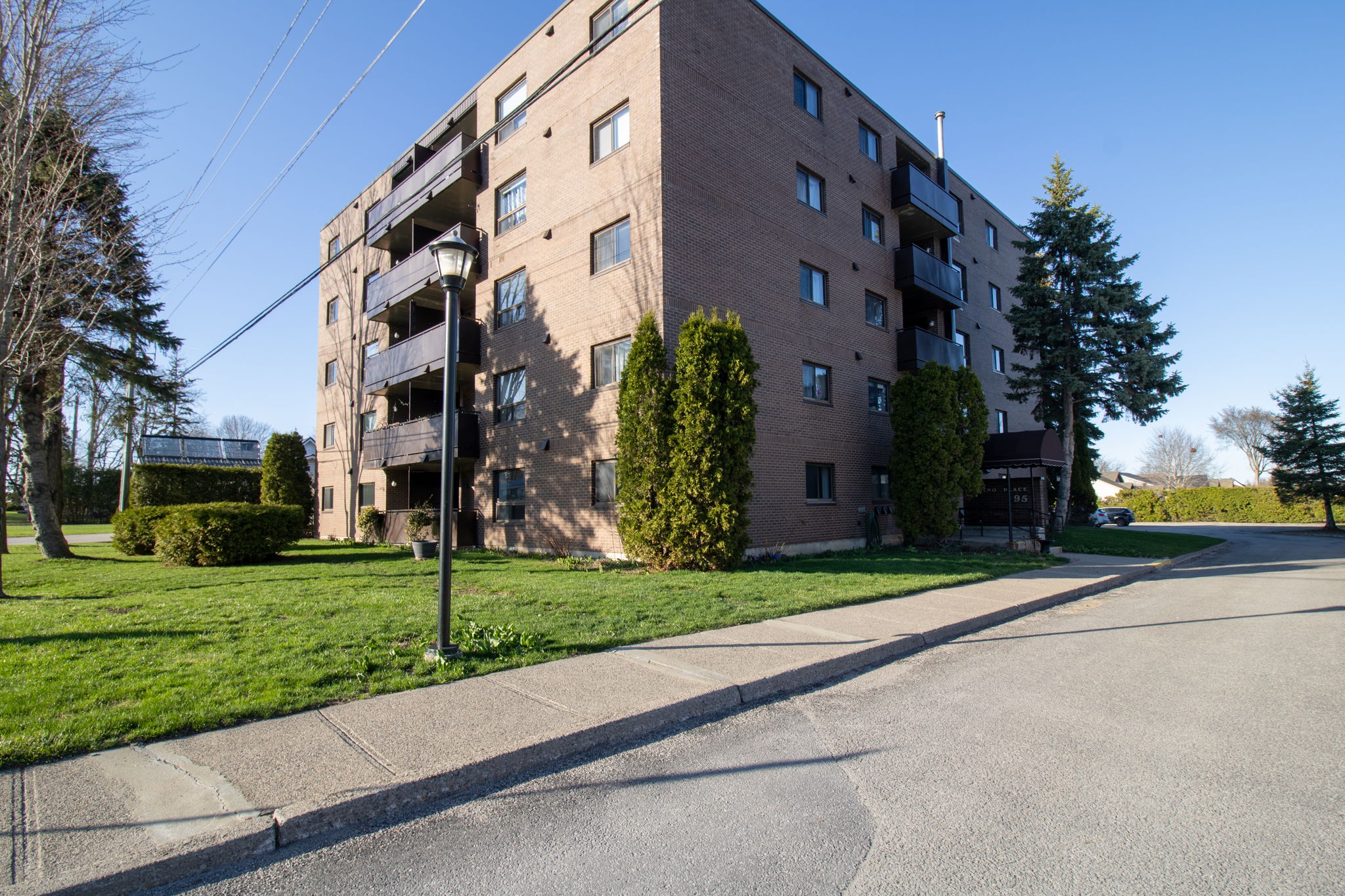  Photo 41