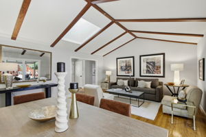 022_F8_950 Black Mountain Ct