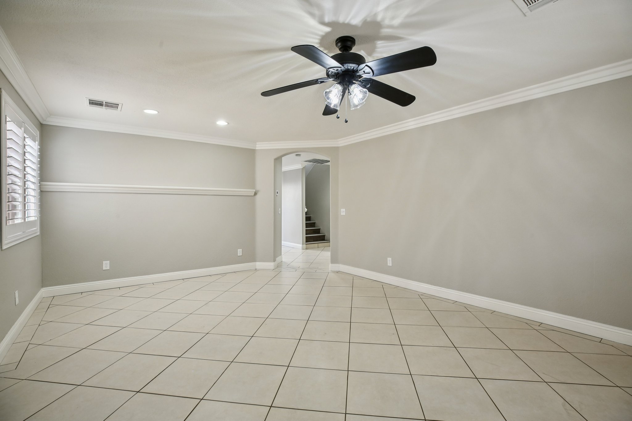 Coronado Peak Ave-S0211-004.jpg