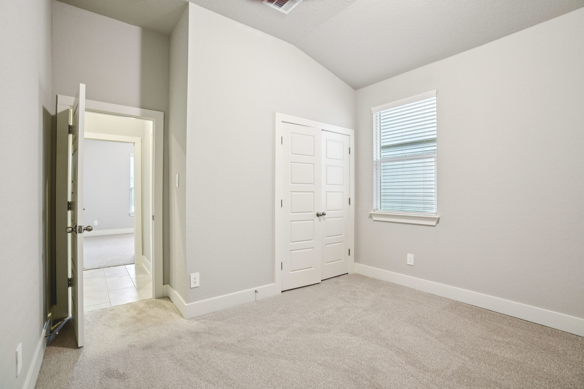 San Antonio - Estancia Ranch - 950 Earp Blvd Timberwood Park TX 78260 - 025