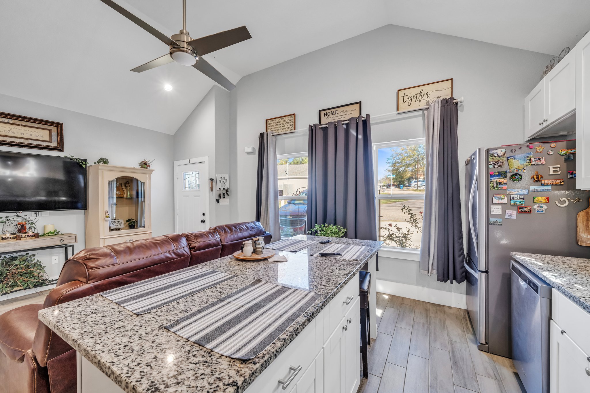 950 Queenswood St, Montgomery, TX 77316 Boulevard Real Estate Media