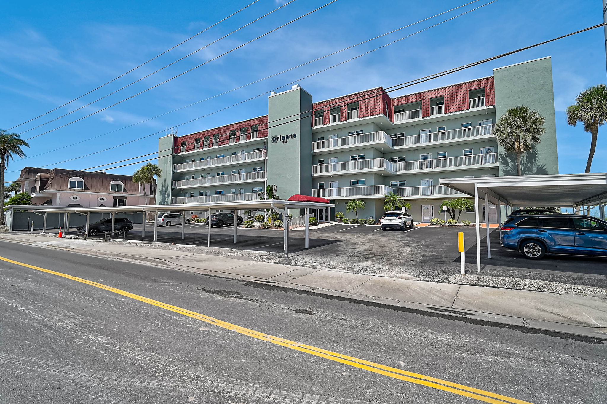 950 Tarpon Center Dr - Unit #305-4