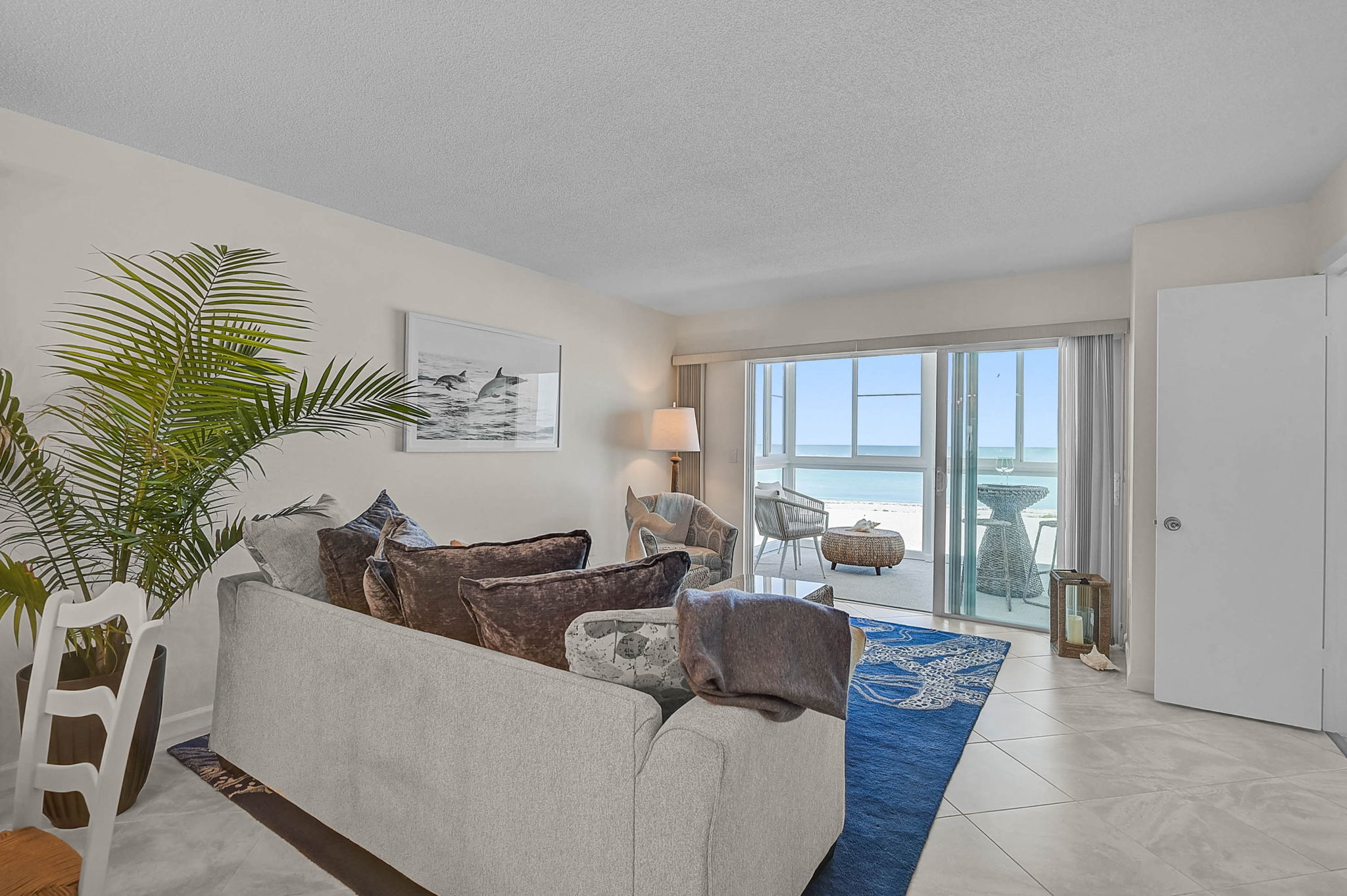 950 Tarpon Center Dr - Unit #305-16