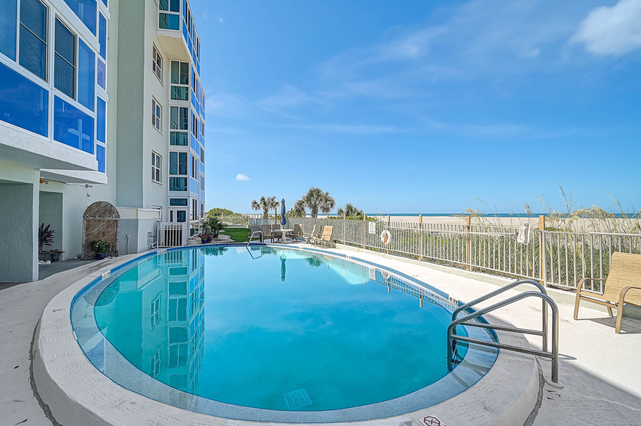 950 Tarpon Center Dr - Unit #305-37