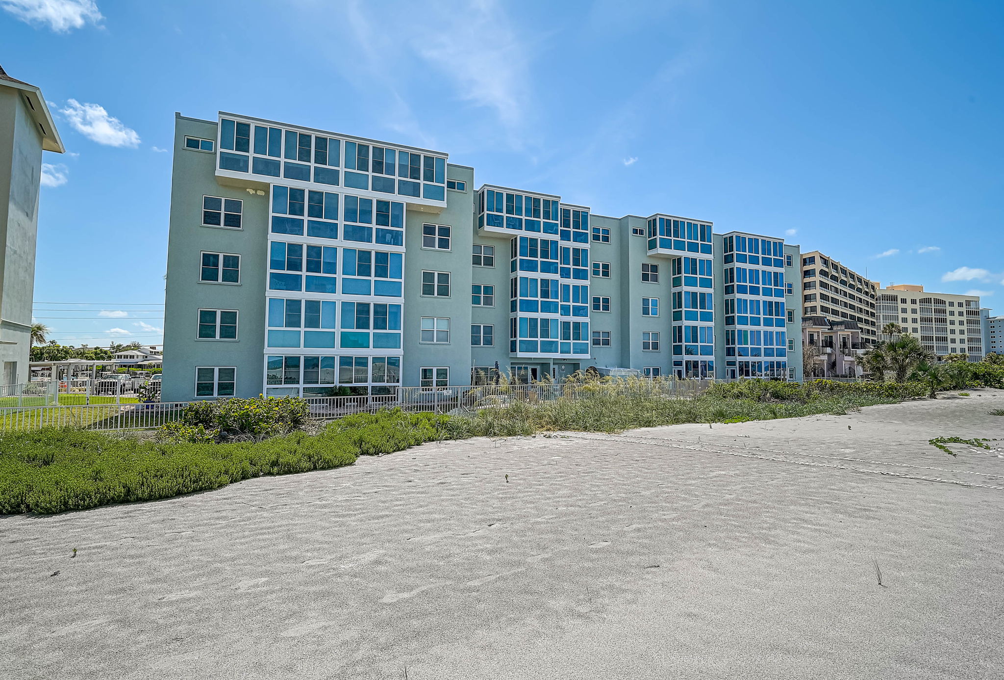 950 Tarpon Center Dr - Unit #305-41