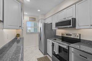 950 Tarpon Center Dr - Unit #305-9