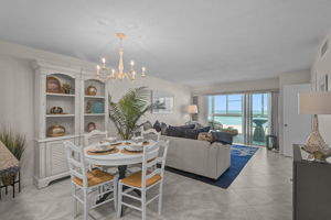 950 Tarpon Center Dr - Unit #305-14