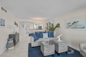 950 Tarpon Center Dr - Unit #305-18