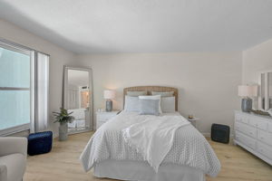 950 Tarpon Center Dr - Unit #305-23