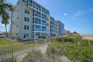 950 Tarpon Center Dr - Unit #305-40