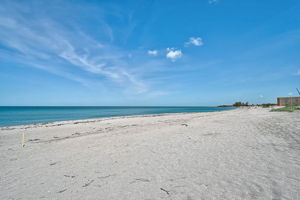 950 Tarpon Center Dr - Unit #305-45