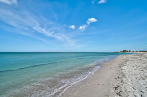 950 Tarpon Center Dr - Unit #305-48