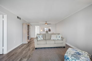 950 Tarpon Center Dr - Unit #303-14