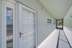 950 Tarpon Center Dr - Unit #303-4