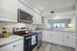 950 Tarpon Center Dr - Unit #303-7