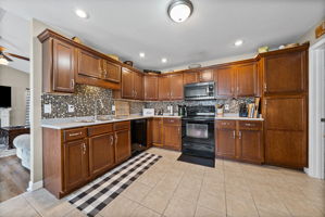  Photo 15