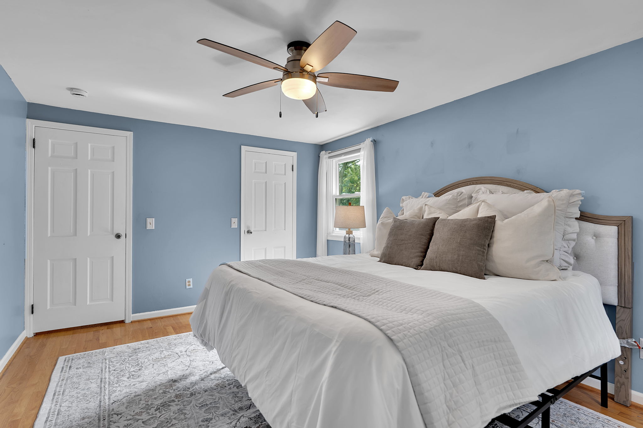  Photo 80