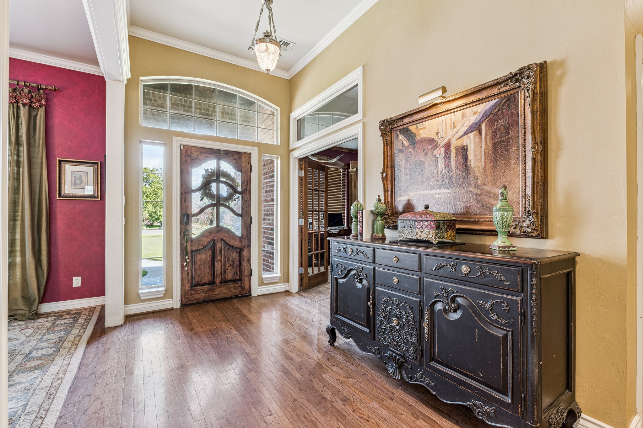 9501 Larimore Ln_006.jpg