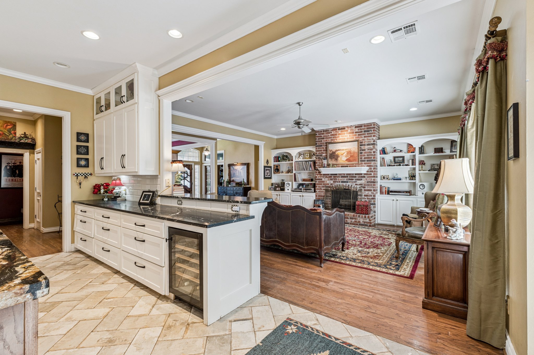 9501 Larimore Ln_015.jpg