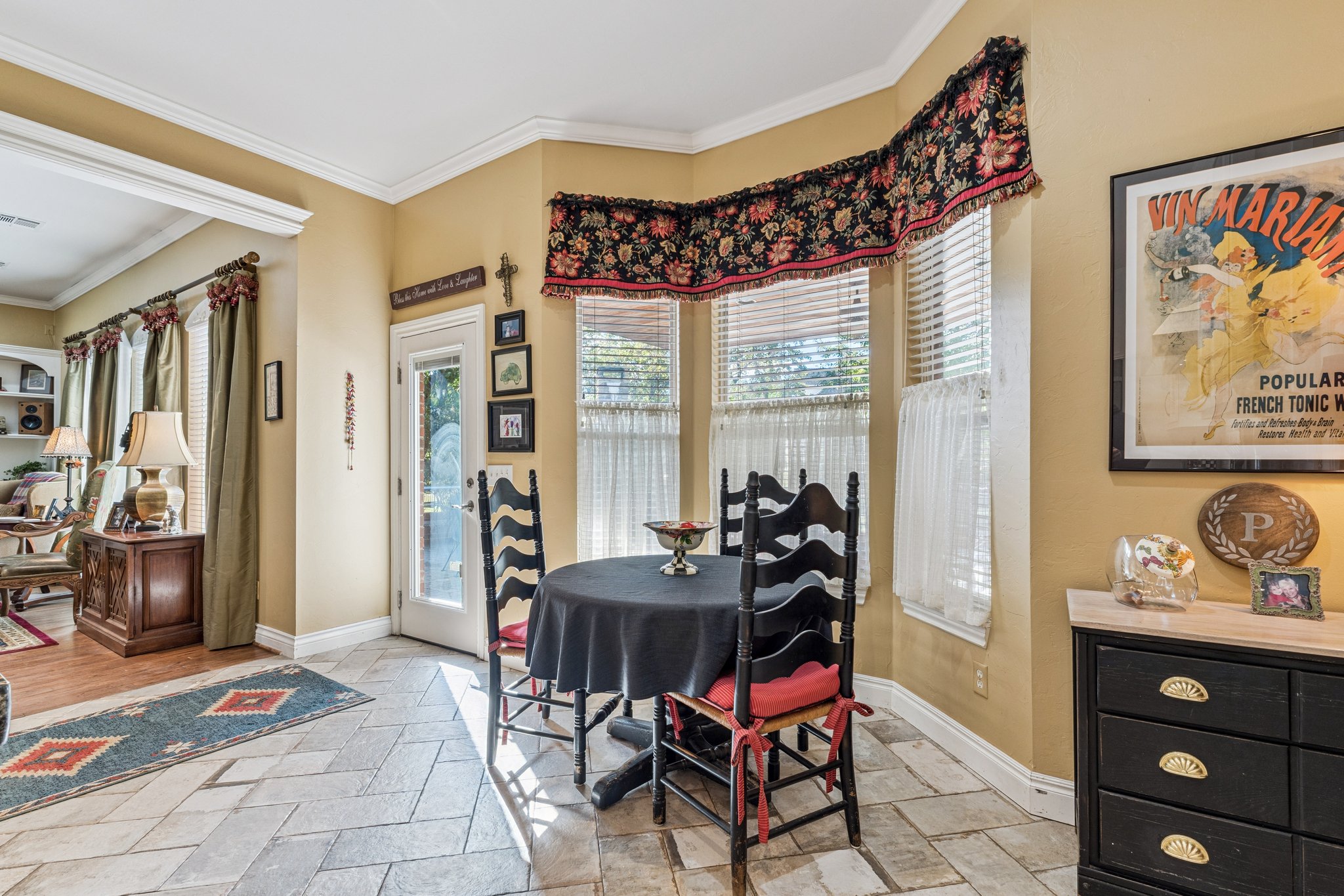 9501 Larimore Ln_024.jpg