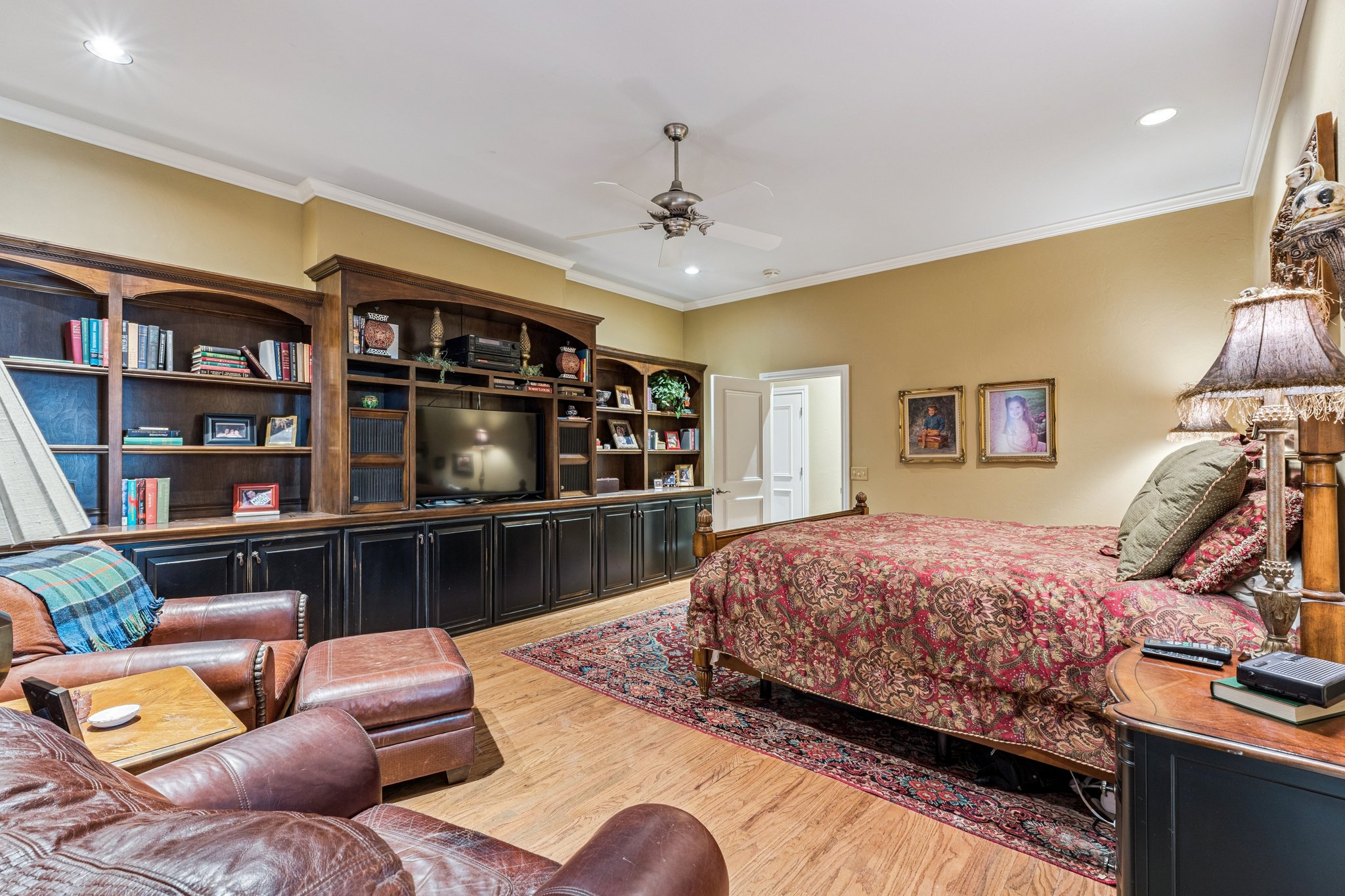 9501 Larimore Ln_028.jpg