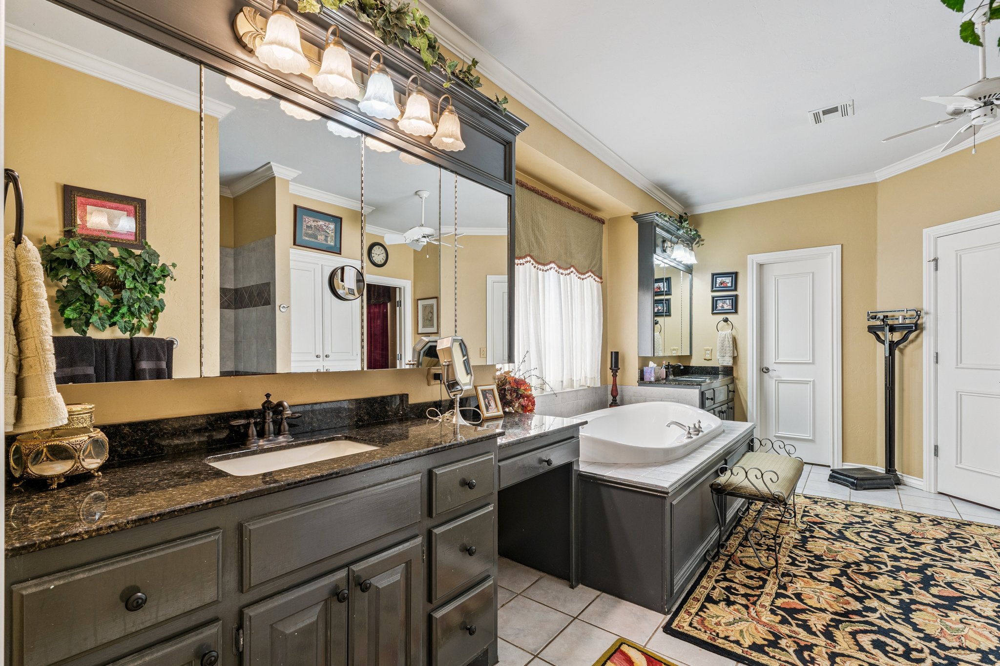 9501 Larimore Ln_030.jpg