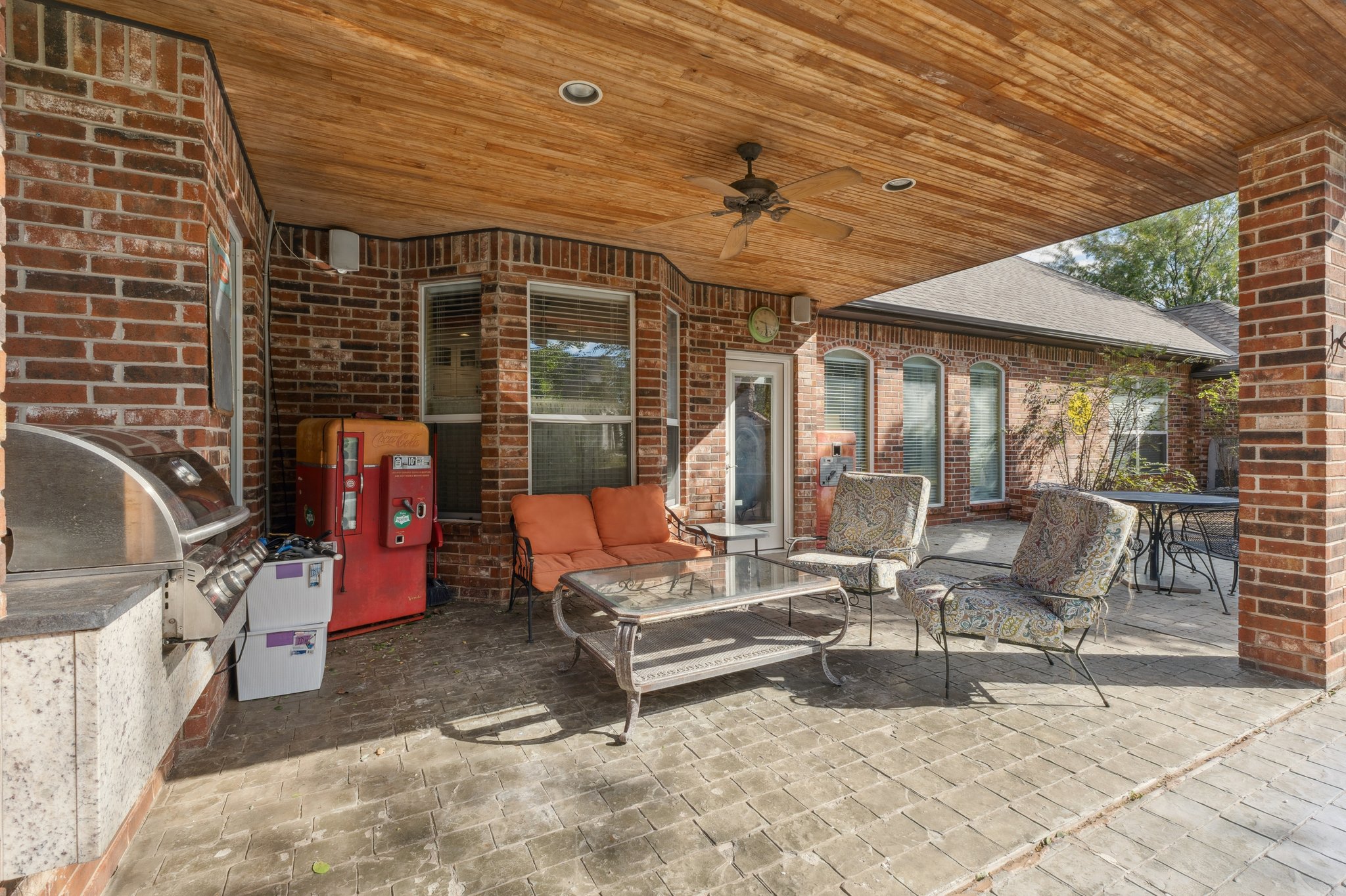 9501 Larimore Ln_048.jpg