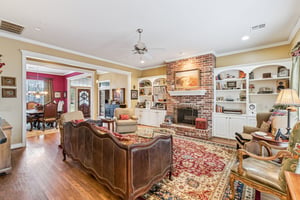 9501 Larimore Ln_010.jpg