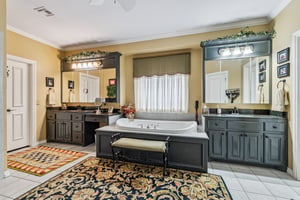 9501 Larimore Ln_029.jpg