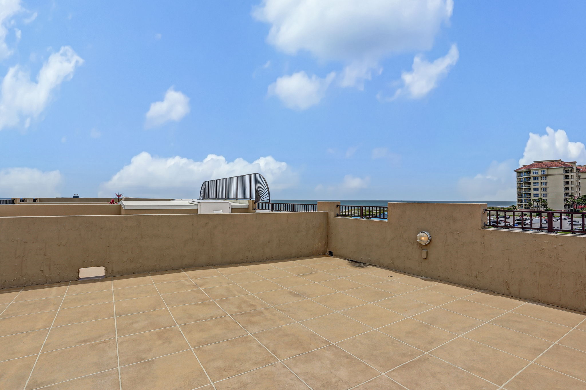 Building - Rooftop Terrace