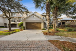 Welcome to 95042 Summerwoods Cir