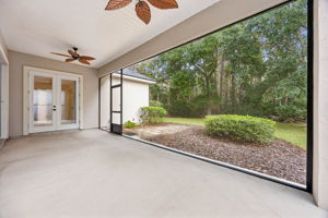 Screened-in Porch