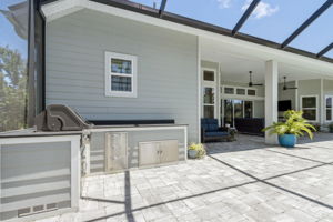 Outdoor Kitchen
