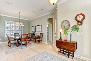 Foyer/Dining Room