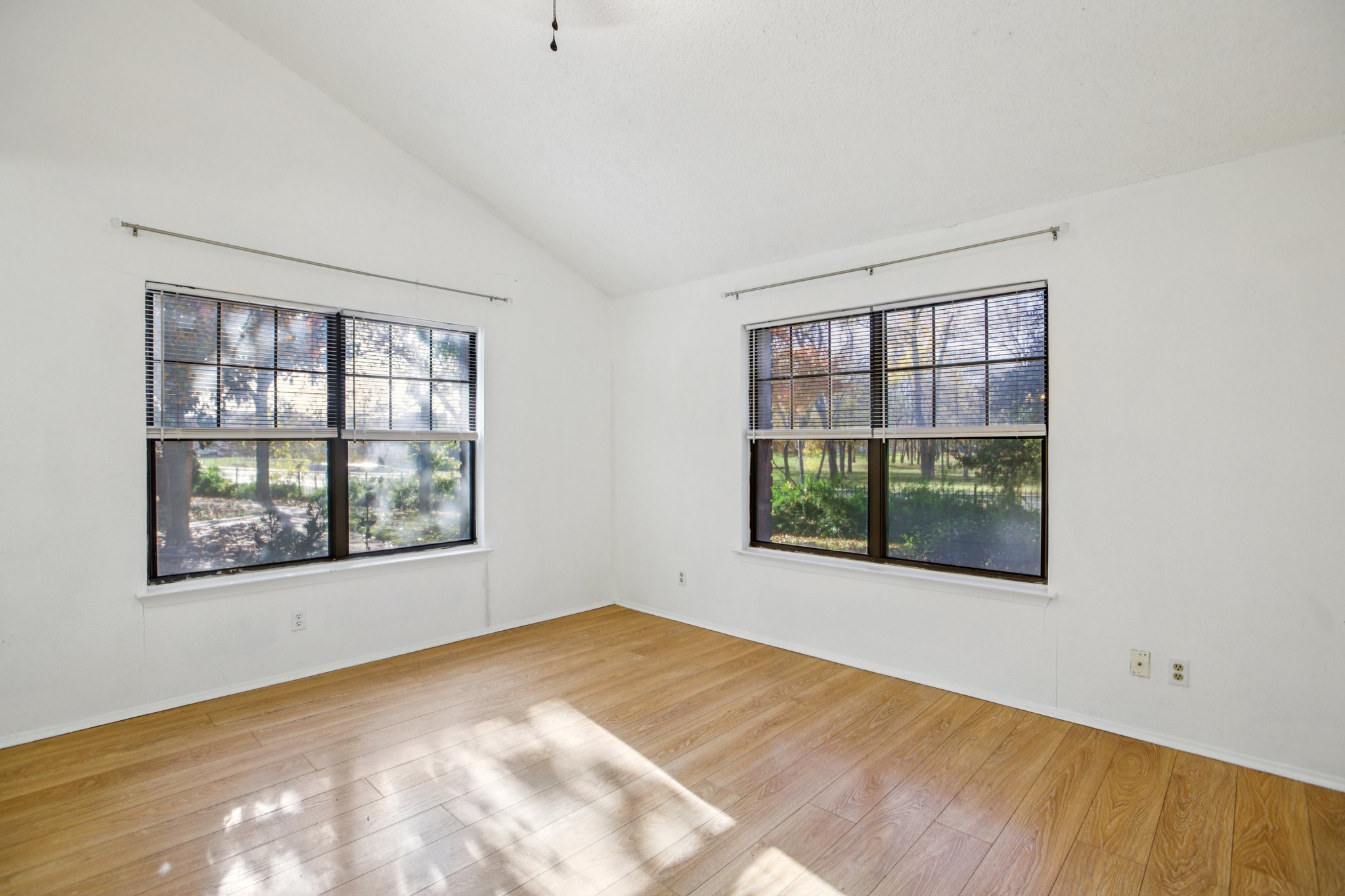 Quail Village Ln-S2212-016.jpg