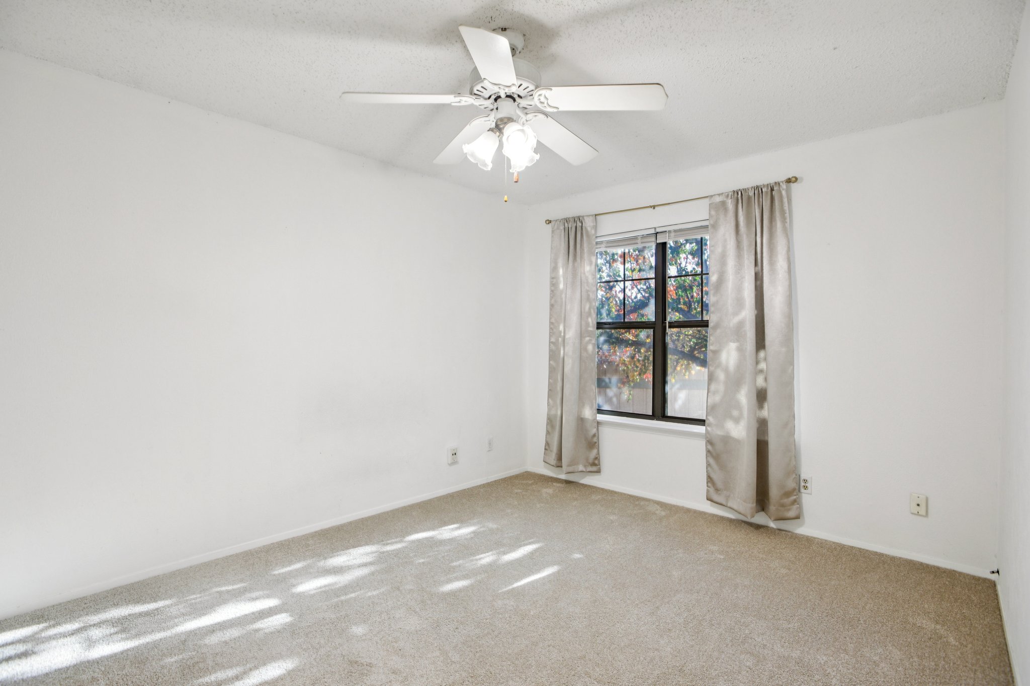 Quail Village Ln-S2212-027.jpg