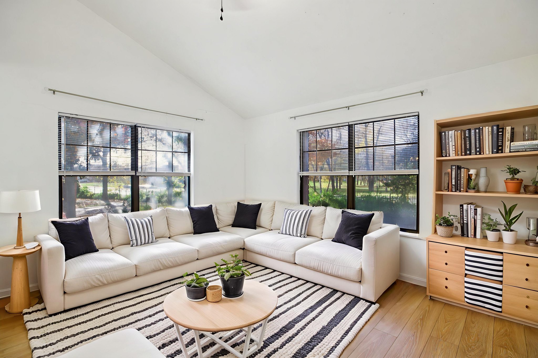 Quail Village Ln-S2212-016 virtually staged.jpeg