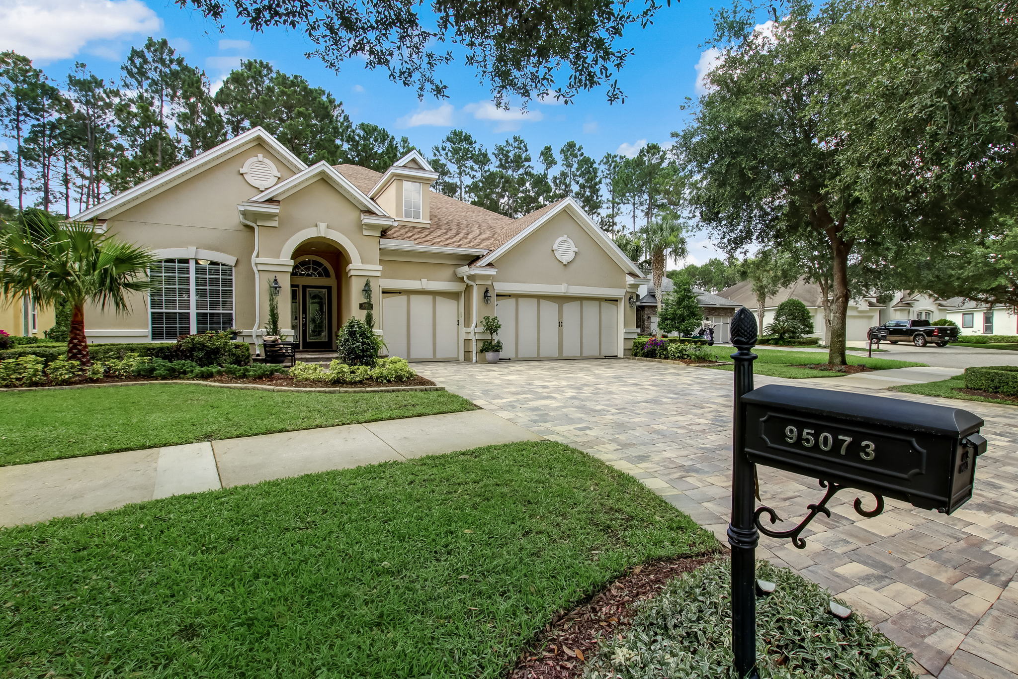 Welcome to 95073 Bermuda Drive