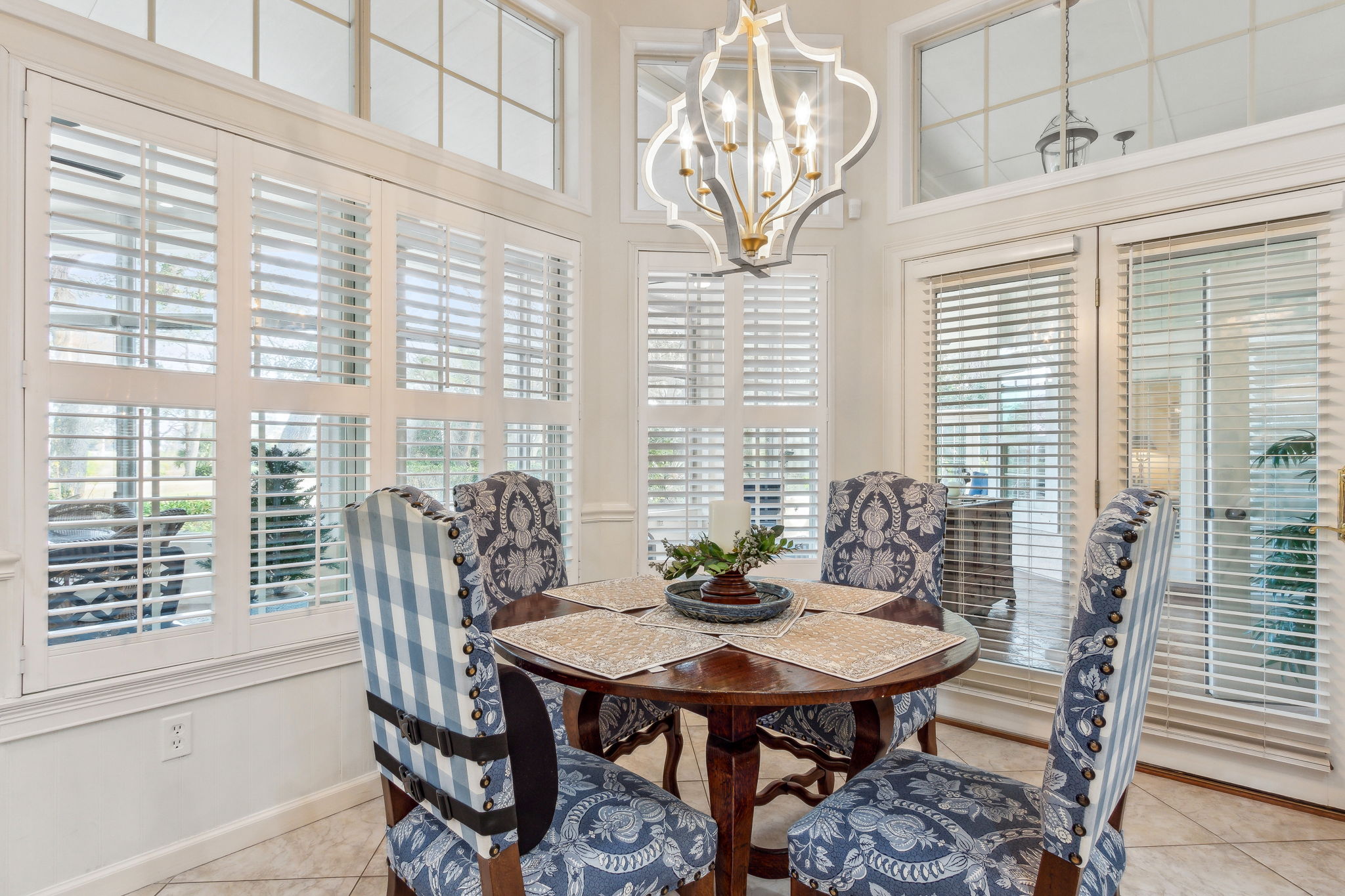 Breakfast Nook