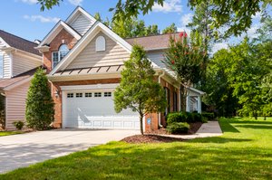 9509 Brookchase Dr, Raleigh, NC 27617, USA Photo 1