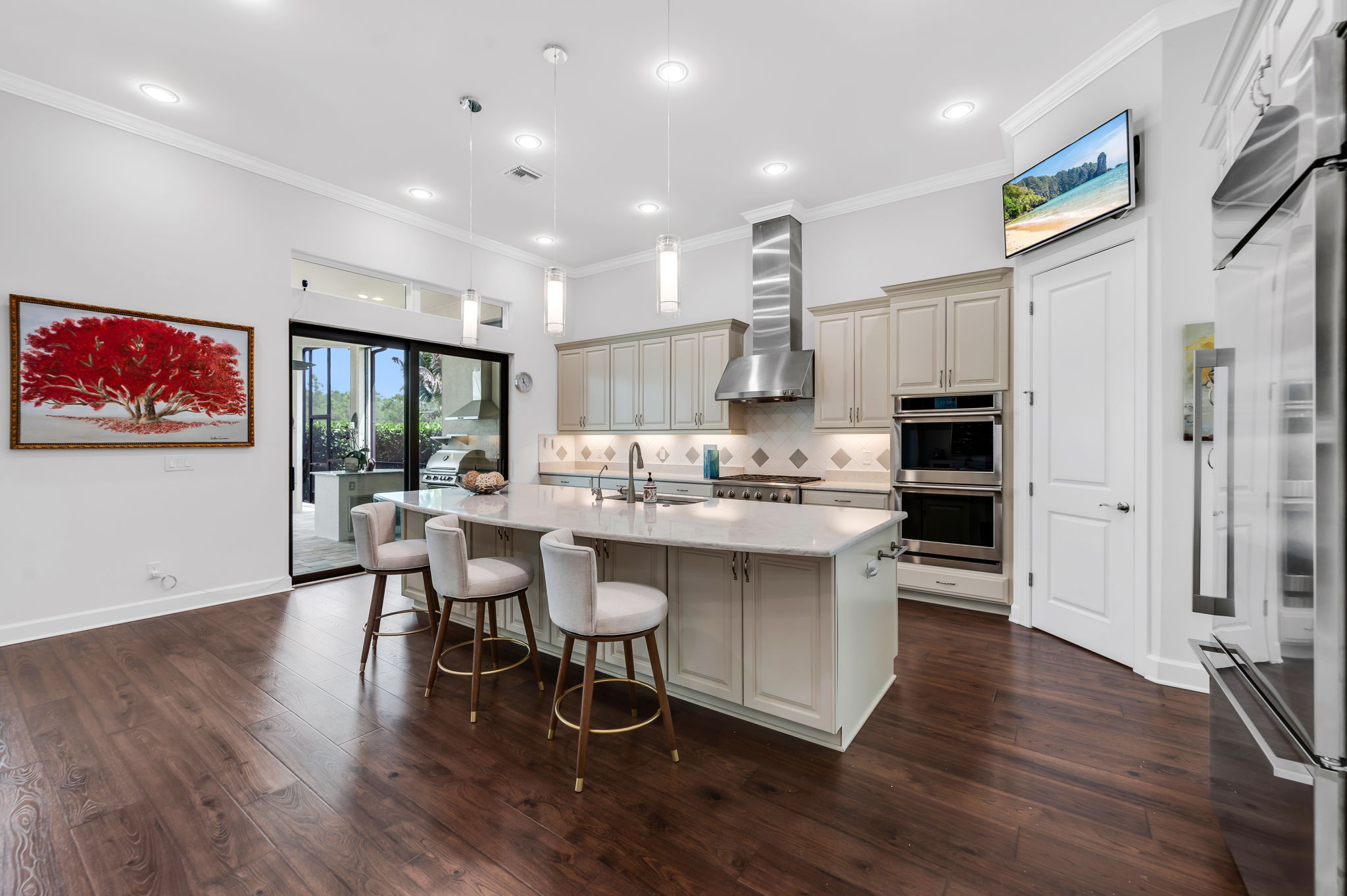 Breakfast Bar - Kitchen