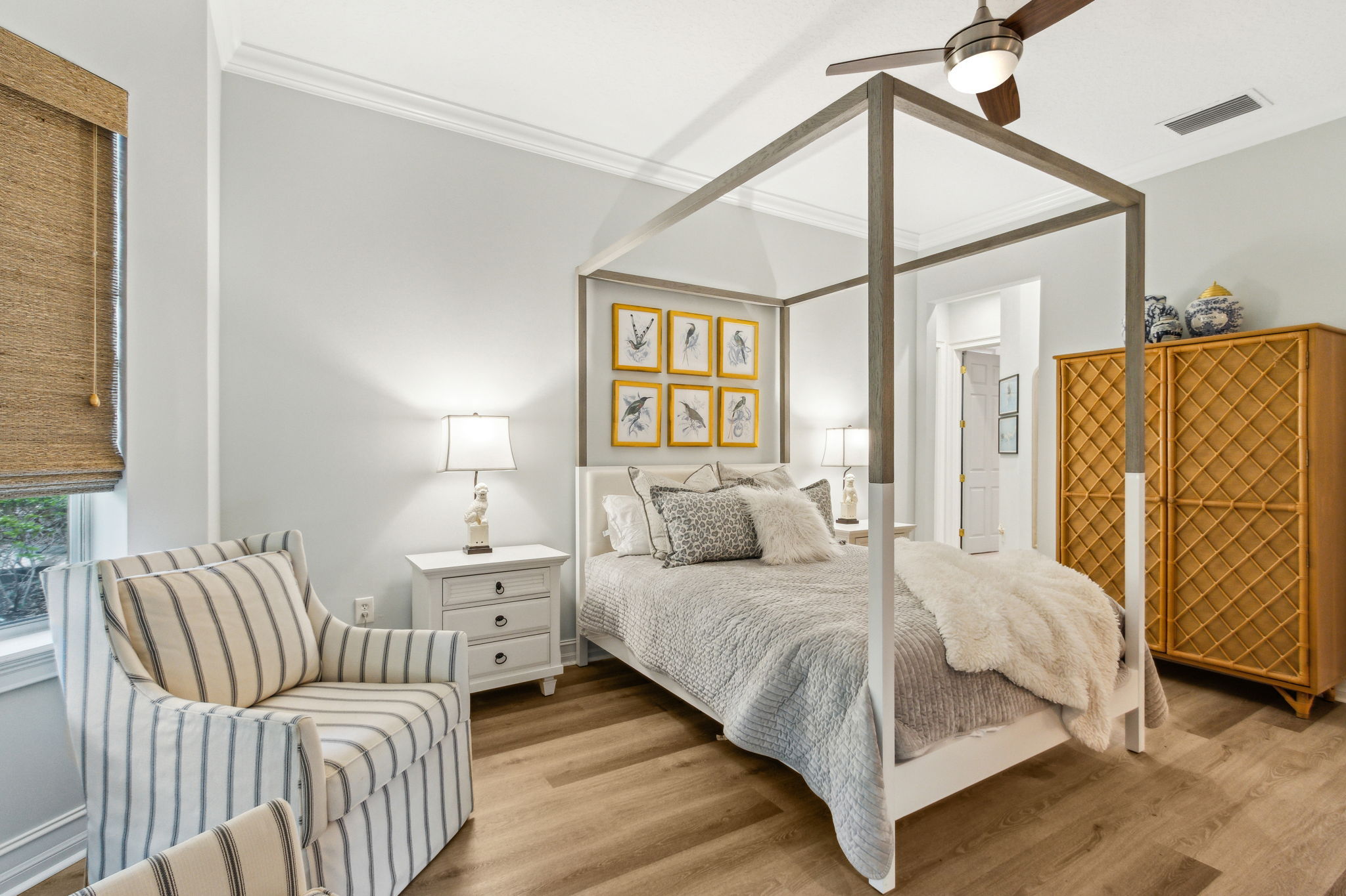 .. offering 10-foot ceilings with plenty of room for king-sized furnishings, tall dressers ...